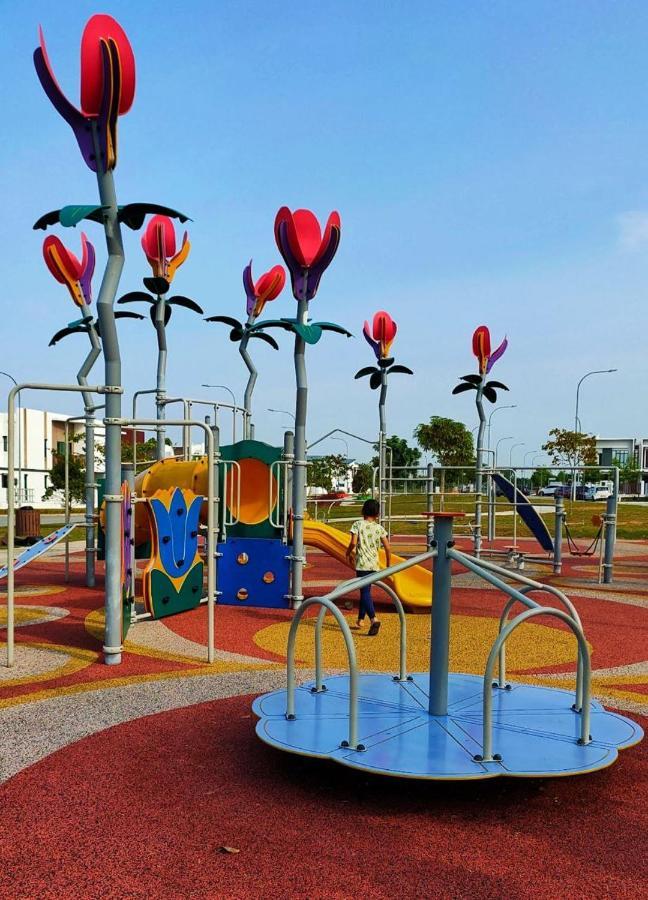 Spring Fields Homestay By Sizma Semenyih Luaran gambar